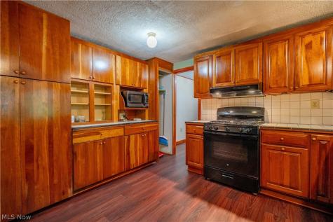 121 Skeleton Road NW Dellroy OH 44620