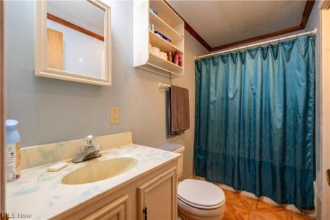 121 Skeleton Road NW Dellroy OH 44620