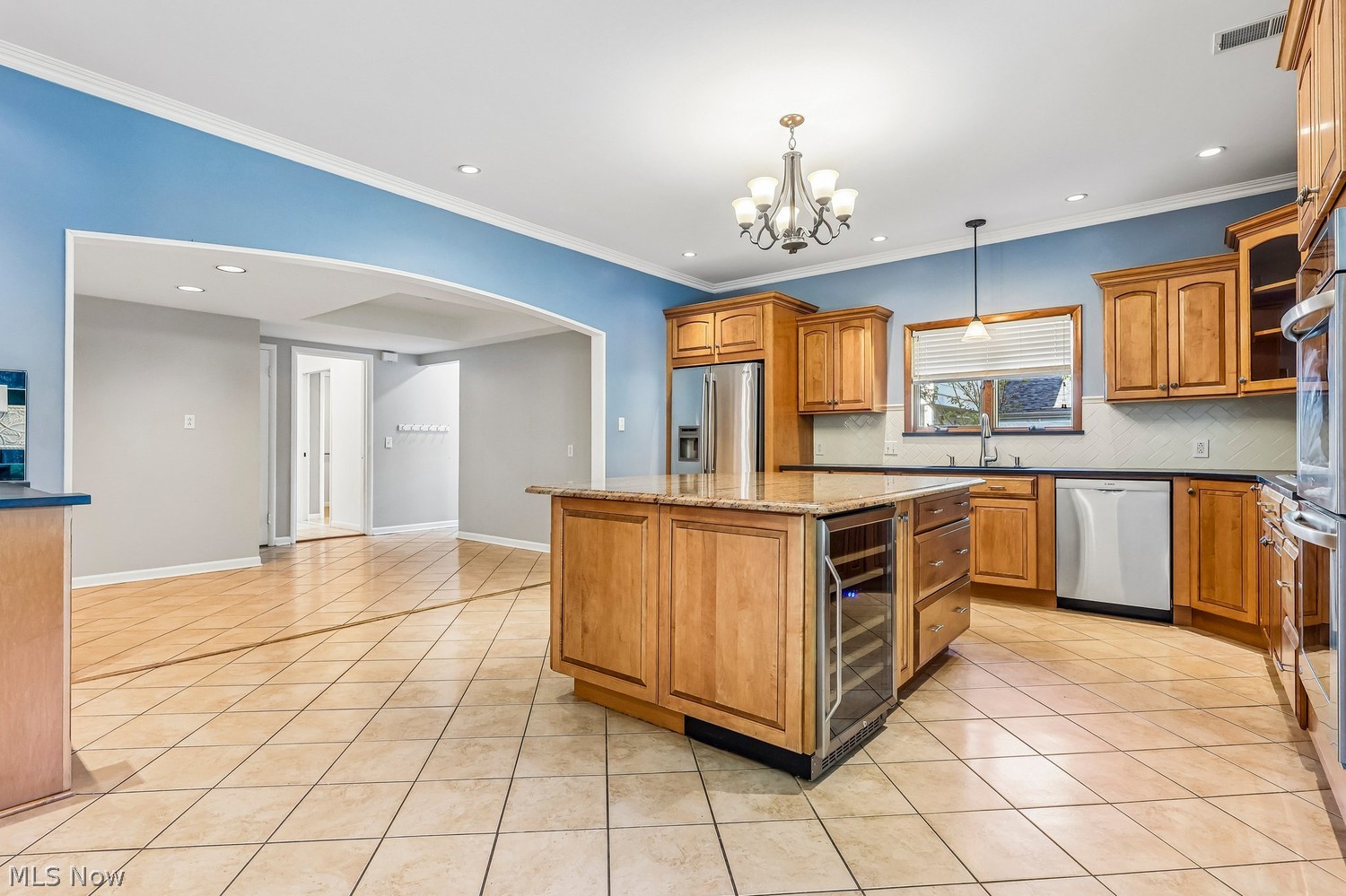 21887 E Byron Road Shaker Heights OH 44122