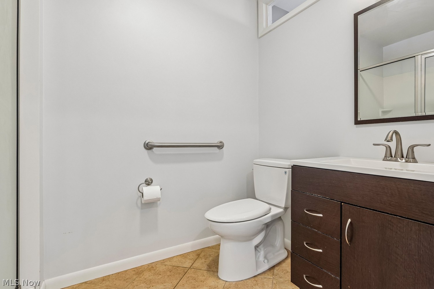 21887 E Byron Road Shaker Heights OH 44122