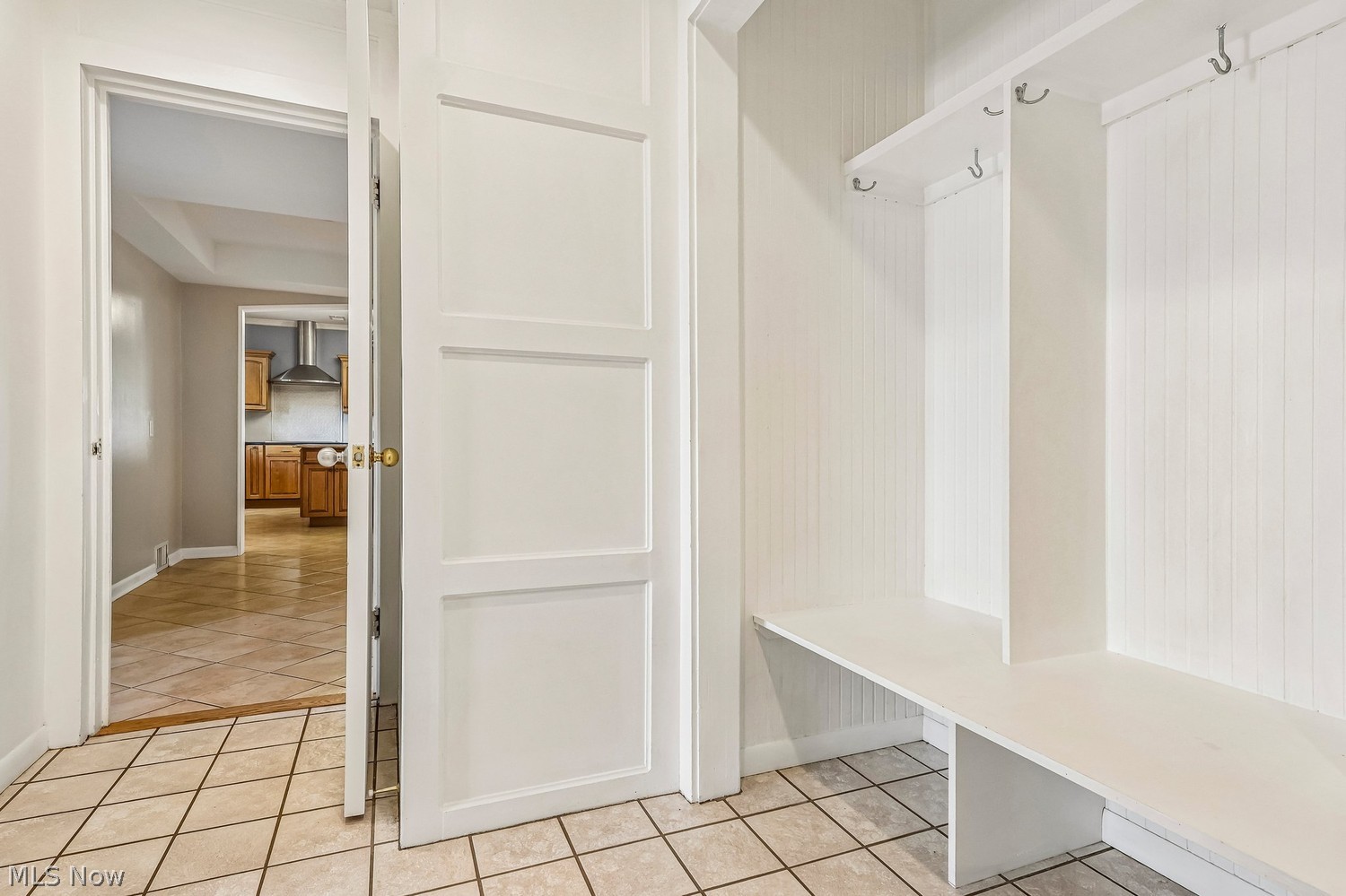 21887 E Byron Road Shaker Heights OH 44122