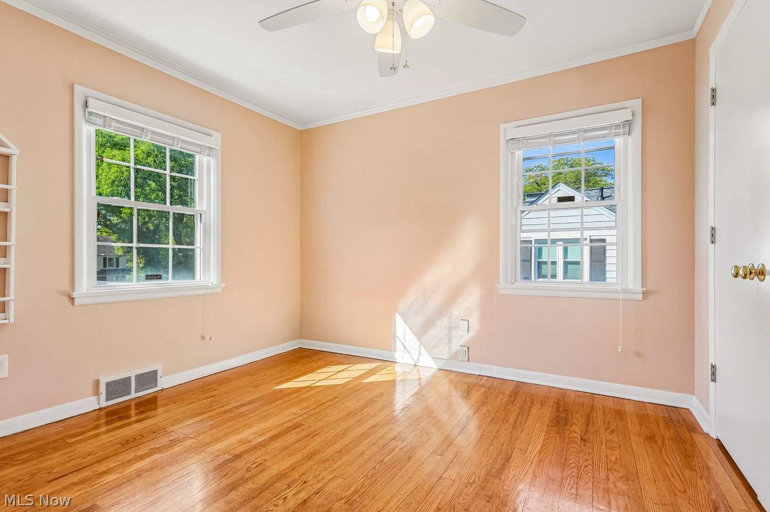 21887 E Byron Road Shaker Heights OH 44122