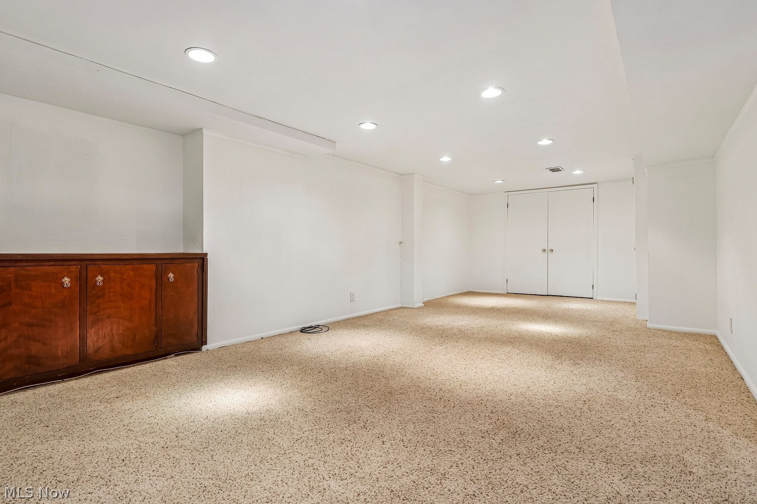 21887 E Byron Road Shaker Heights OH 44122