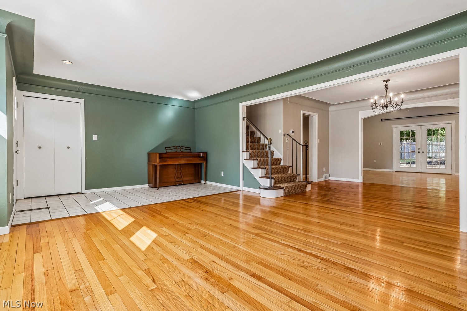 21887 E Byron Road Shaker Heights OH 44122