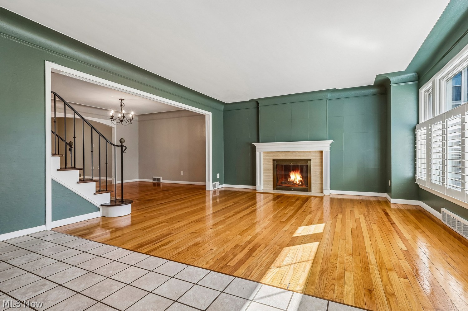 21887 E Byron Road Shaker Heights OH 44122