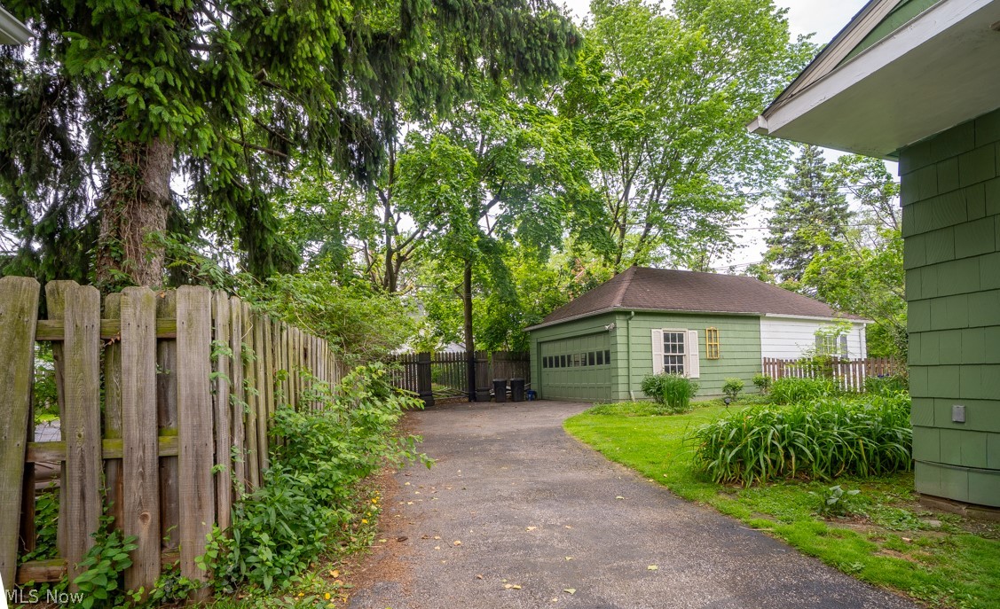 3550 Townley Road Shaker Heights OH 44122
