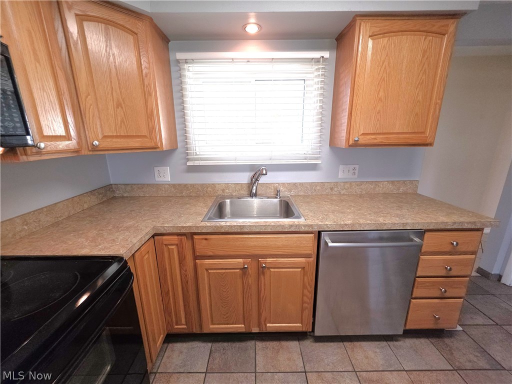9061 Cranbrook Drive Northfield OH 44067