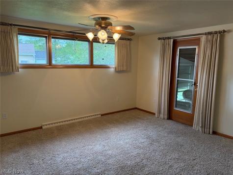 1034 N Pasadena Avenue Elyria OH 44035