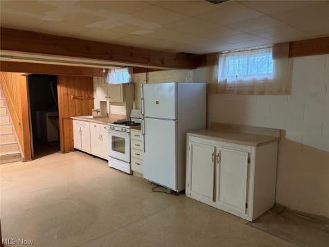 1034 N Pasadena Avenue Elyria OH 44035