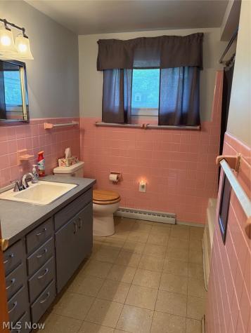 1034 N Pasadena Avenue Elyria OH 44035