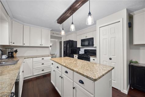 228 Forest Street Wellington OH 44090