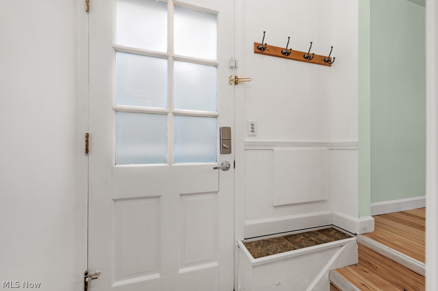 27852 Osborn Road Bay Village OH 44140