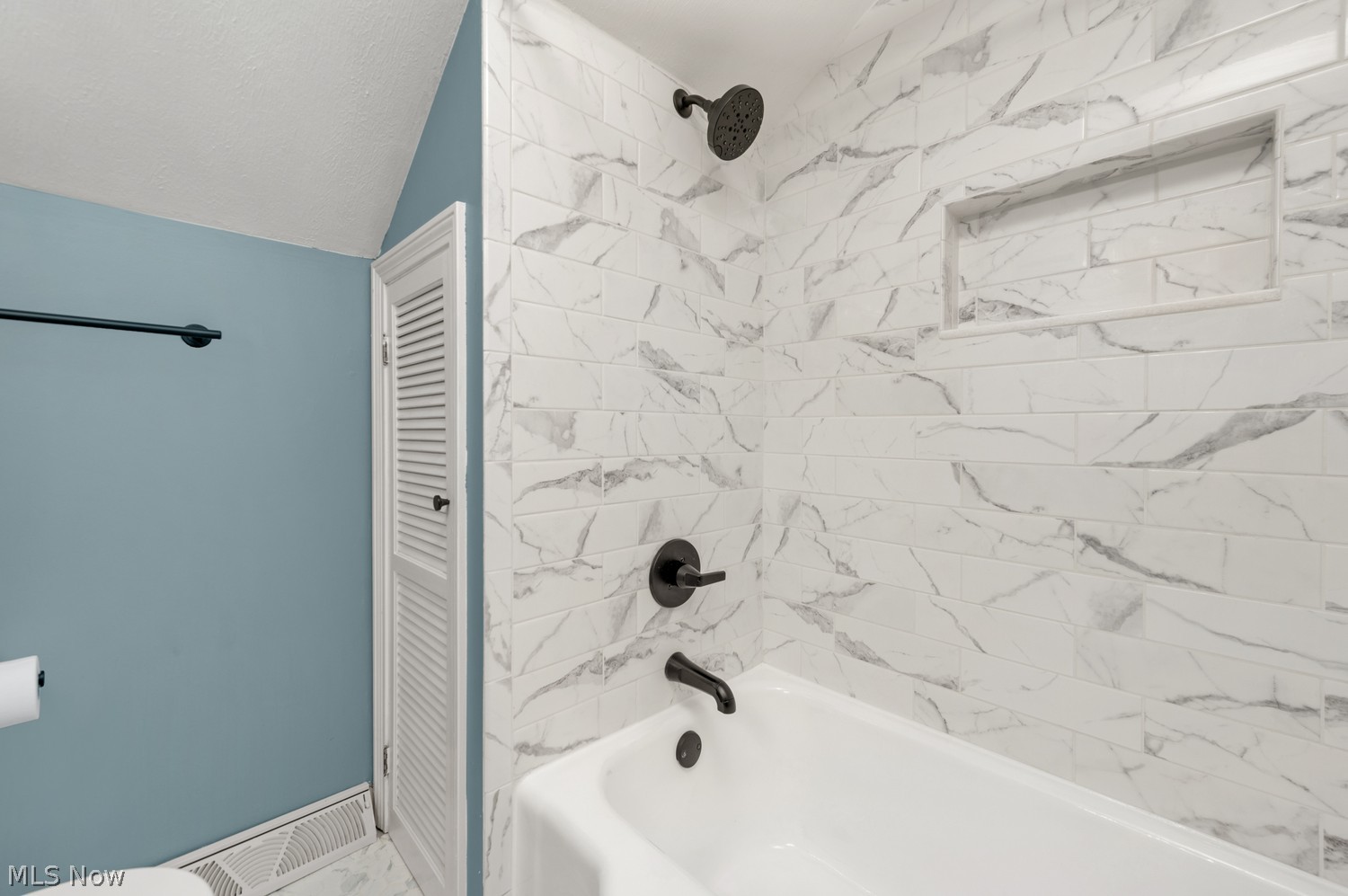 27852 Osborn Road Bay Village OH 44140