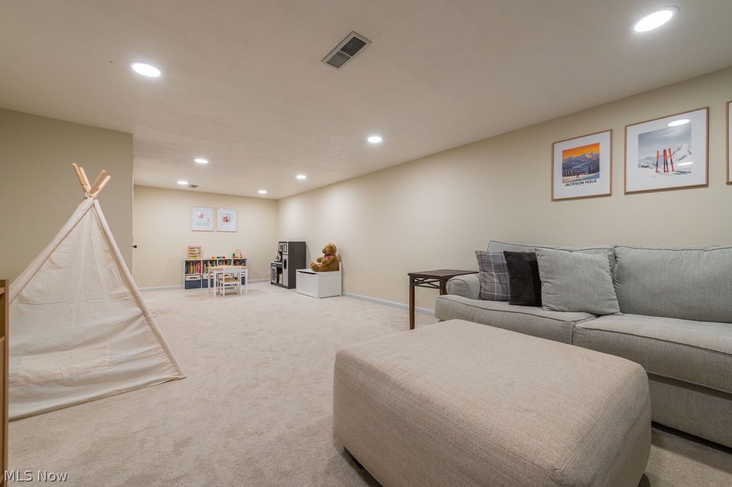 27852 Osborn Road Bay Village OH 44140