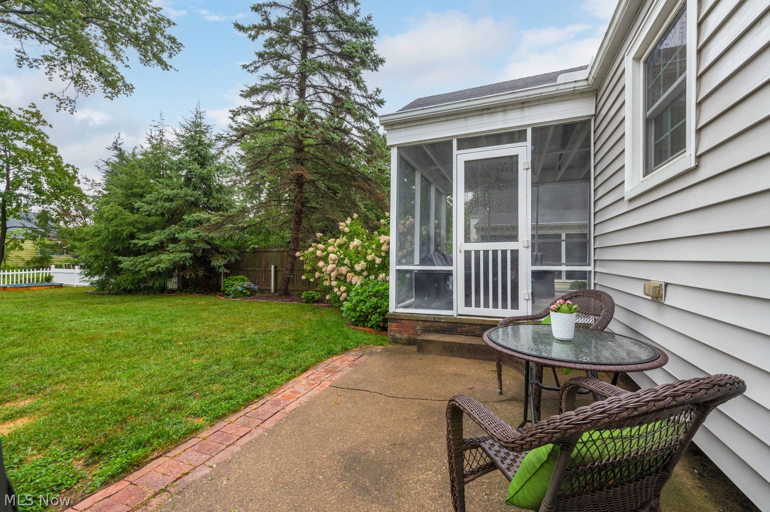 27852 Osborn Road Bay Village OH 44140