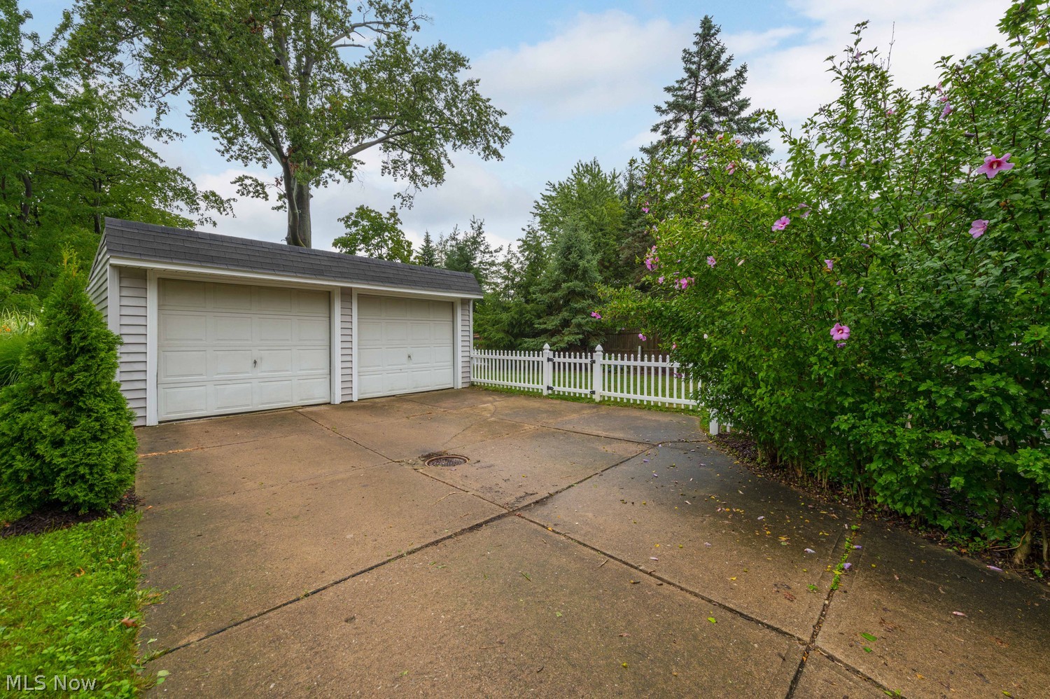 27852 Osborn Road Bay Village OH 44140