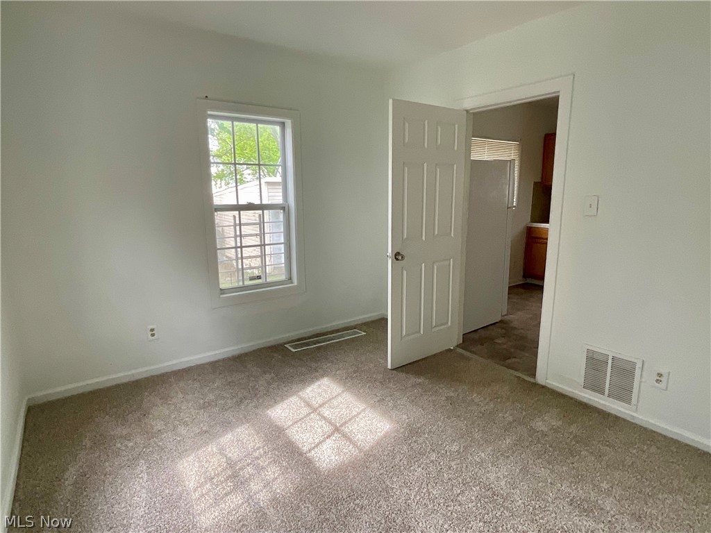 261 Russell Avenue Akron OH 44311