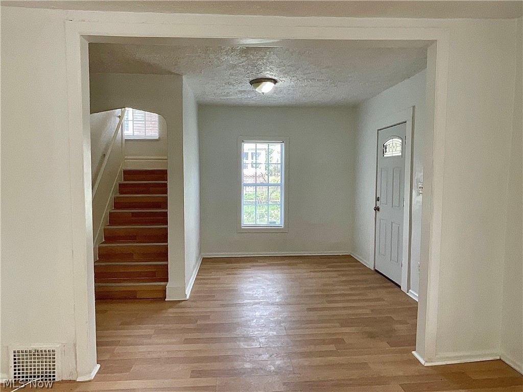 261 Russell Avenue Akron OH 44311