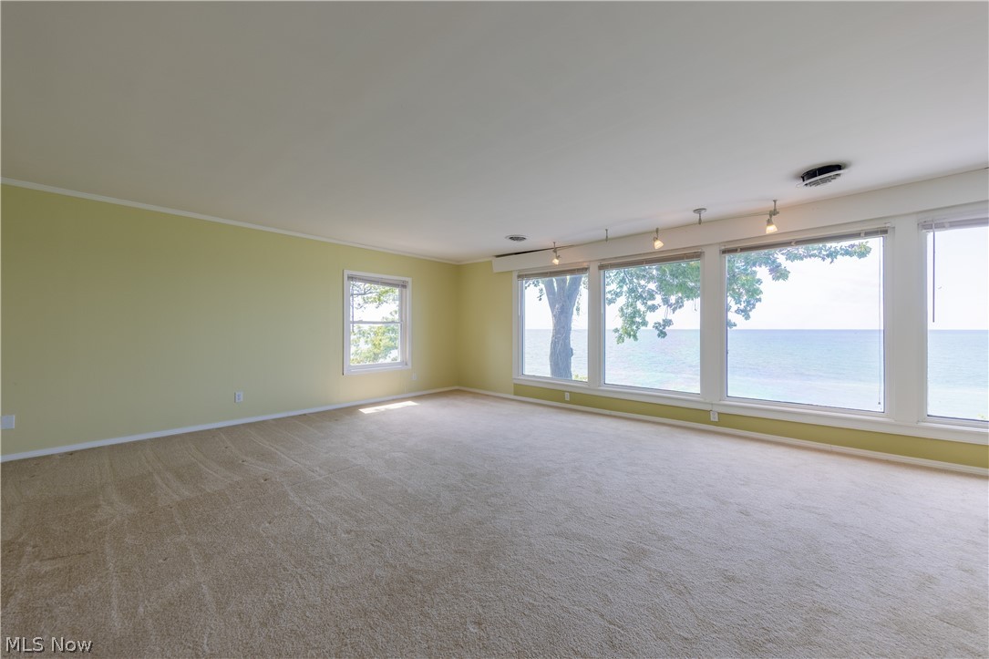 38847 Sunset Trail Willoughby OH 44094
