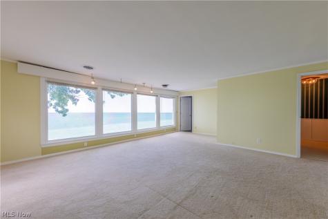 38847 Sunset Trail Willoughby OH 44094