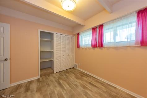 38847 Sunset Trail Willoughby OH 44094