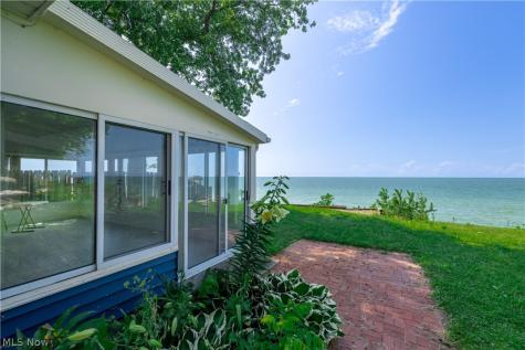 38847 Sunset Trail Willoughby OH 44094
