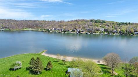 151 Heatherwood Drive Howard OH 43028