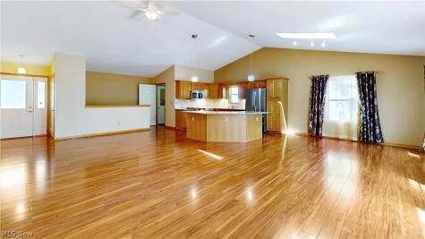 151 Heatherwood Drive Howard OH 43028