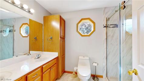 151 Heatherwood Drive Howard OH 43028