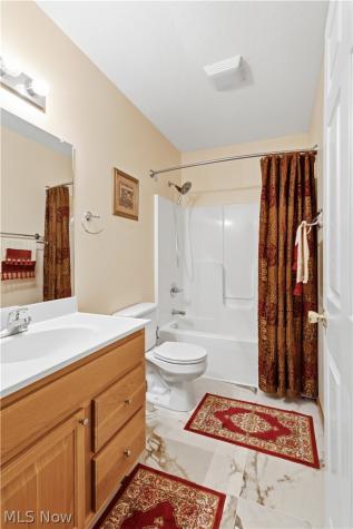 151 Heatherwood Drive Howard OH 43028