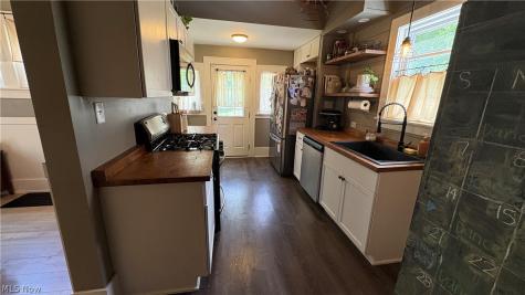 2559 6th Street Cuyahoga Falls OH 44221