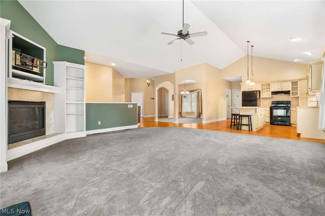 2041 Penhurst Circle NE North Canton OH 44720