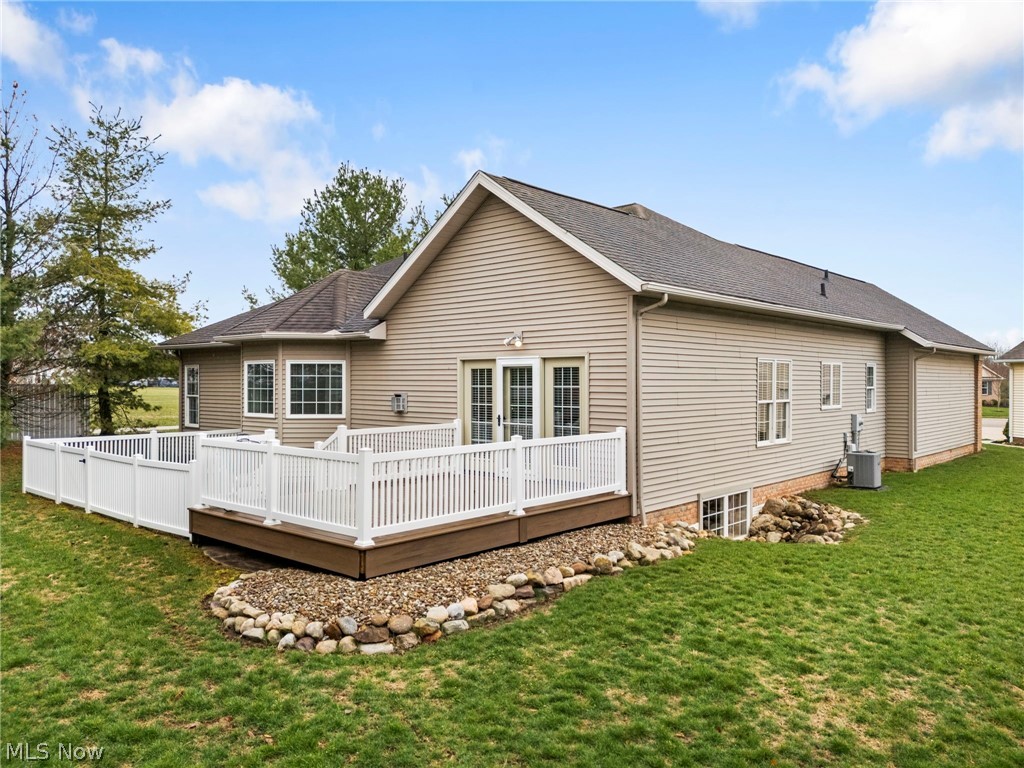 2041 Penhurst Circle NE North Canton OH 44720