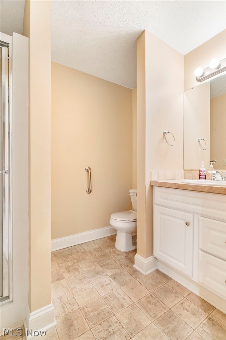 2041 Penhurst Circle NE North Canton OH 44720