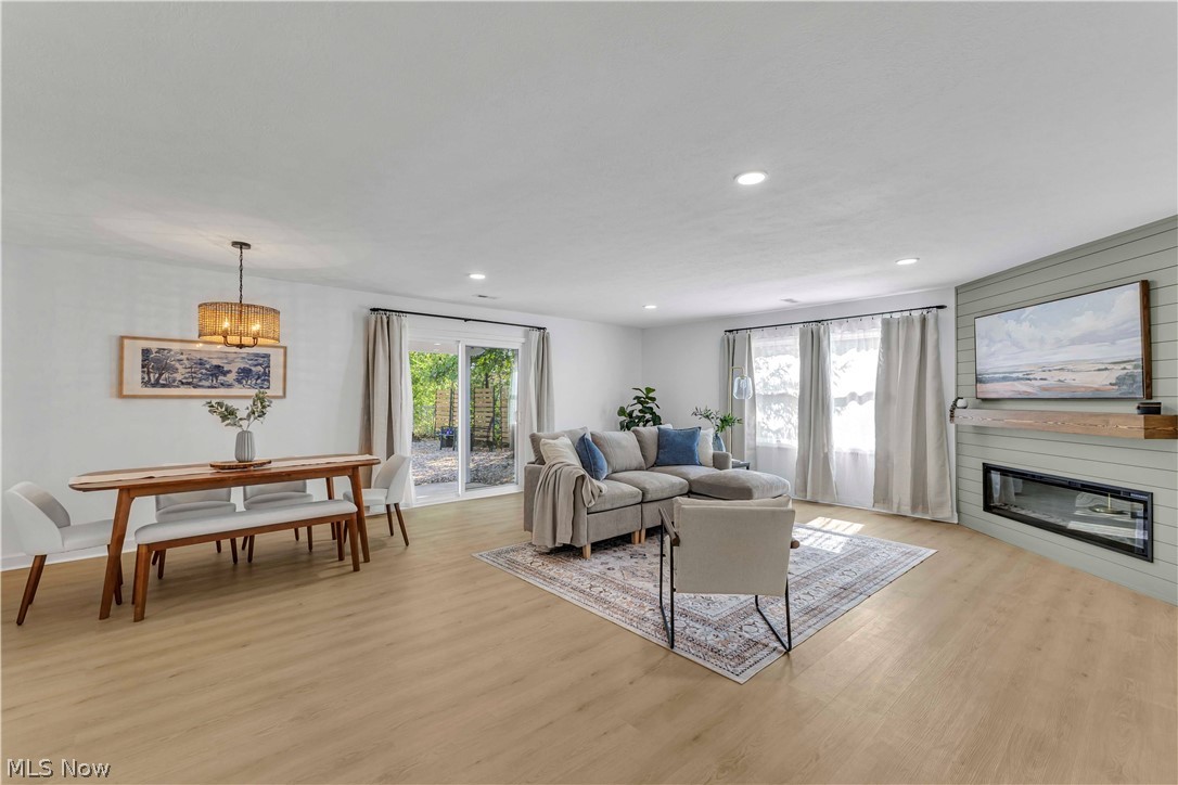 26927 E Oviatt Road Bay Village OH 44140