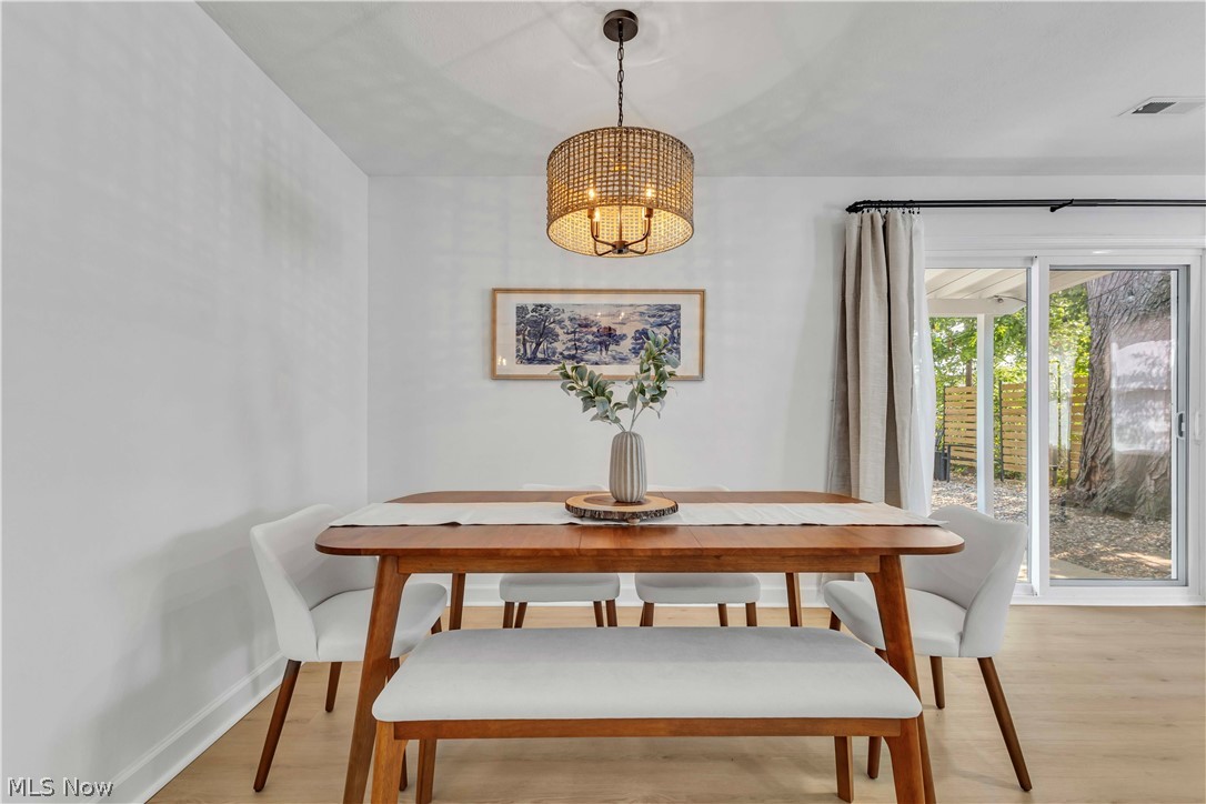 26927 E Oviatt Road Bay Village OH 44140