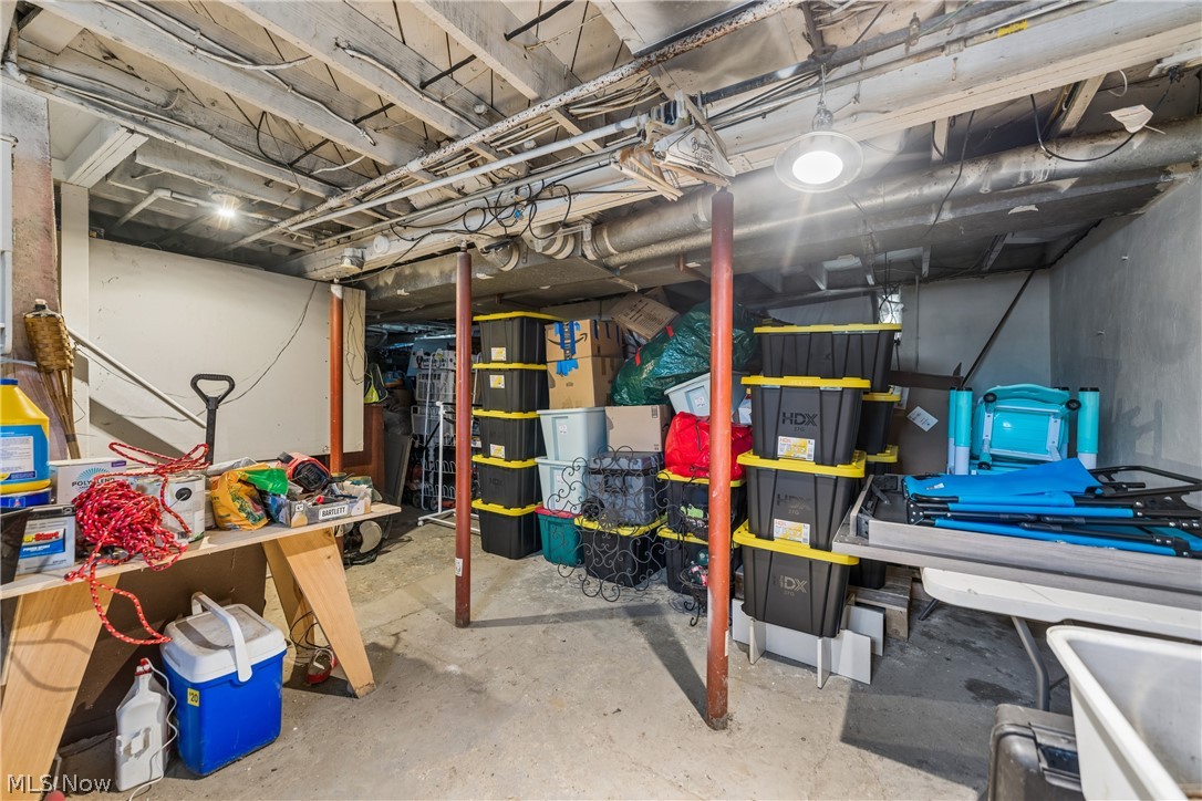 52 E Brookside Avenue Akron OH 44301