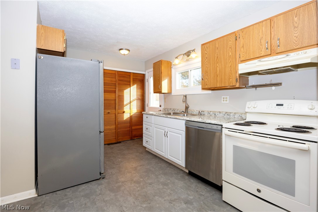 1897 Paul Drive Brunswick OH 44212