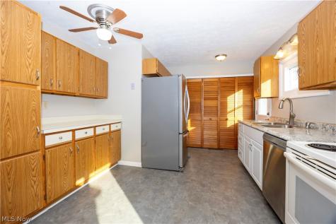 1897 Paul Drive Brunswick OH 44212