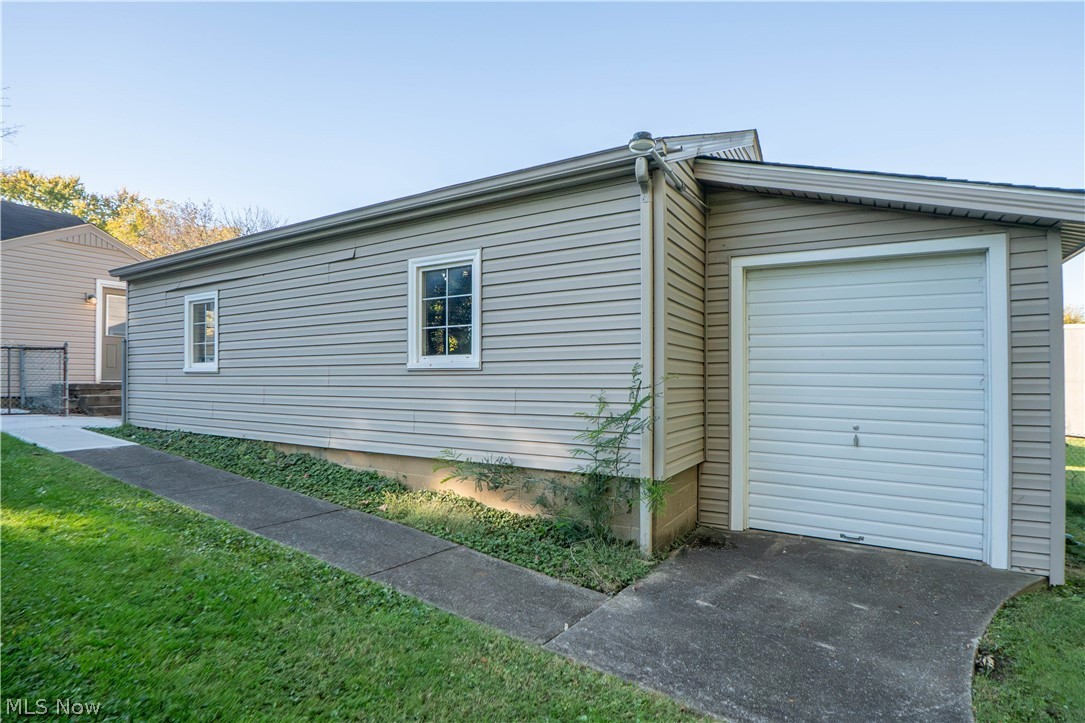 364 25th Street NW Massillon OH 44647