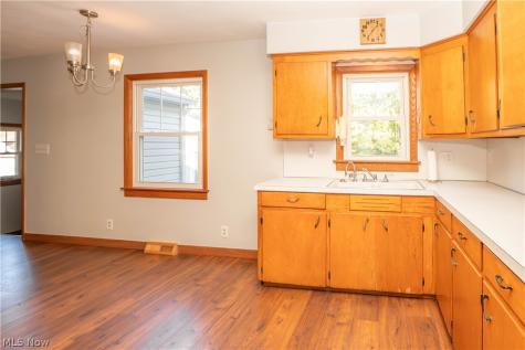 364 25th Street NW Massillon OH 44647