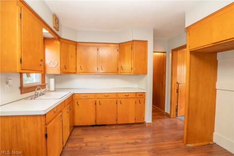 364 25th Street NW Massillon OH 44647