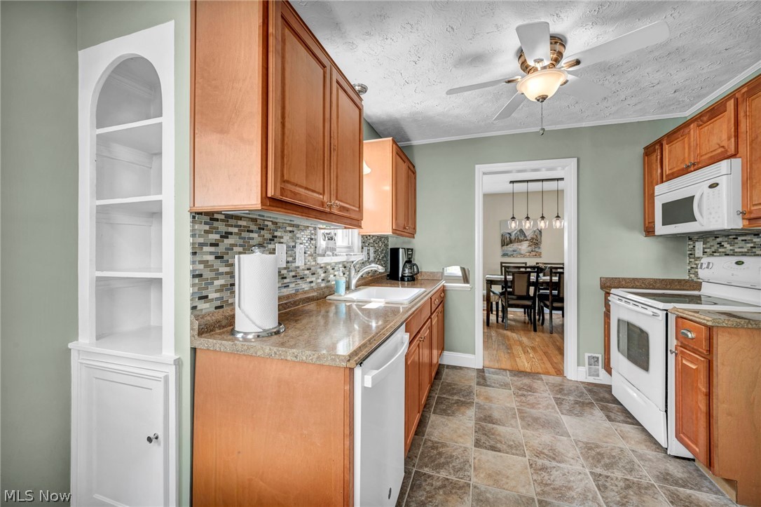 2181 Cranston Road University Heights OH 44118