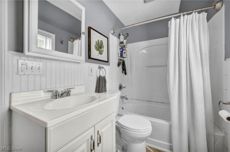 2181 Cranston Road University Heights OH 44118