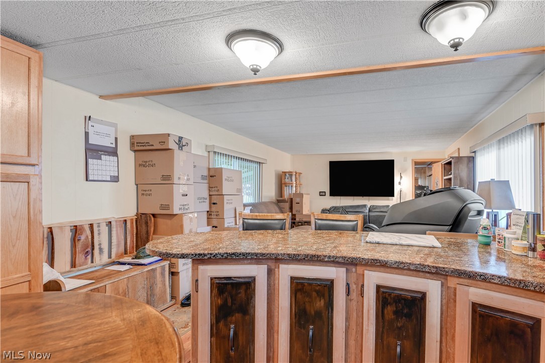 171 Brook Drive Brookfield OH 44403