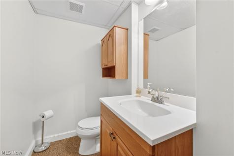 5503 Pheasants Walk Drive North Olmsted OH 44070