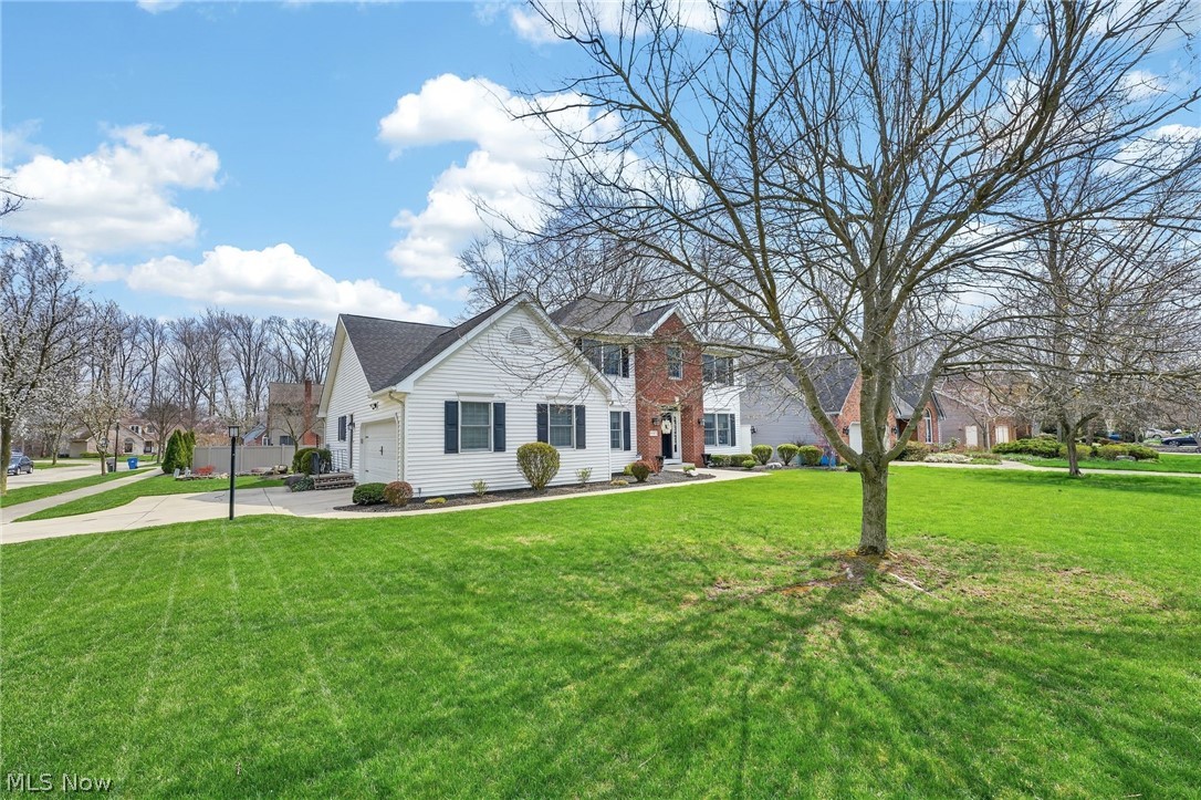 5503 Pheasants Walk Drive North Olmsted OH 44070