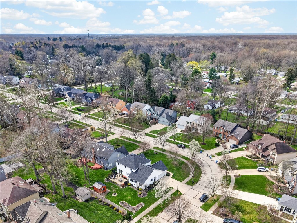 5503 Pheasants Walk Drive North Olmsted OH 44070