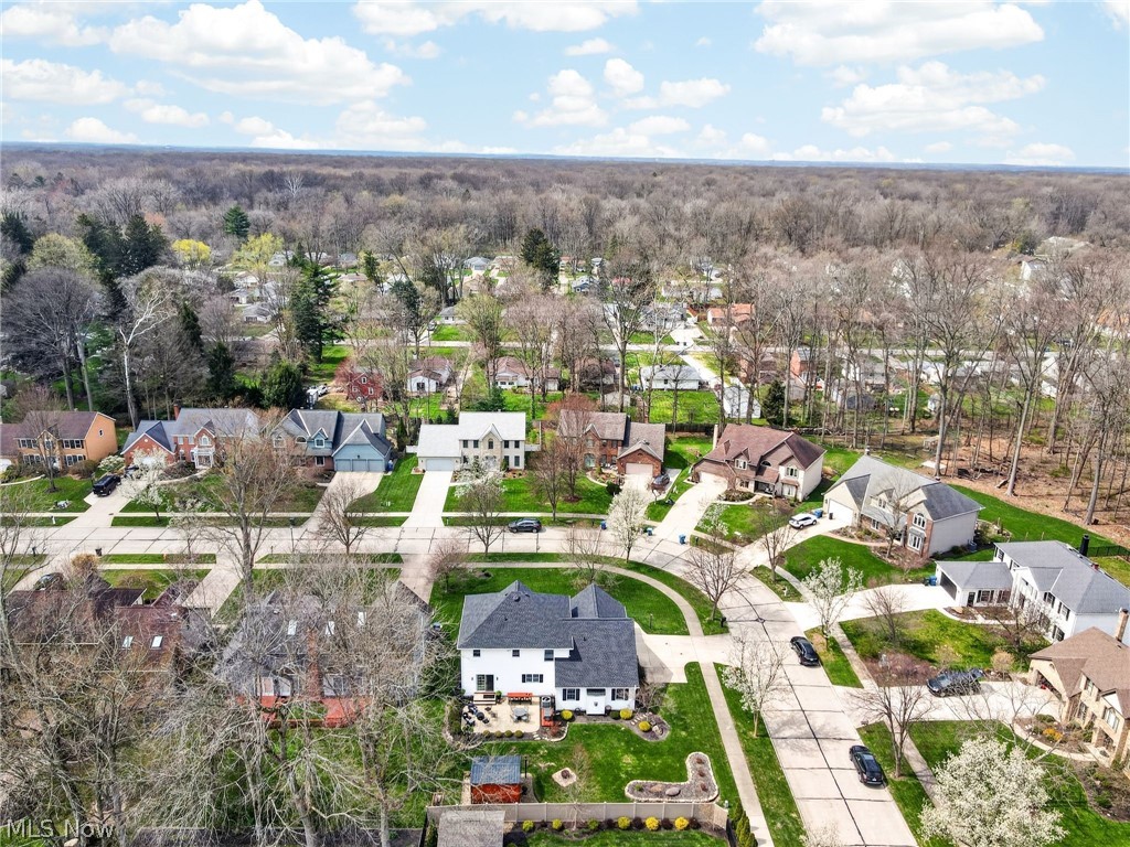5503 Pheasants Walk Drive North Olmsted OH 44070