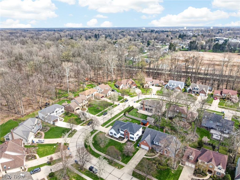 5503 Pheasants Walk Drive North Olmsted OH 44070
